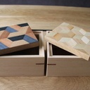 Des p'tites boites ,des p'tites boites toujours des p'tites boites.....