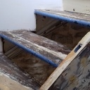 Mon vieil escalier un peu fatigué à aimer... marche après marche.