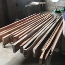 Cuisine chêne massif et crédence en argile