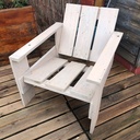 Fauteuils et table crate