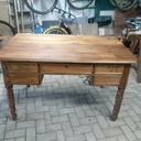 Restauration d'un bureau en noyer
