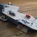 Marre des garages, voici un porte avions!!!