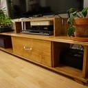 Un petit meuble TV et Médias