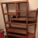 Bibliothèque asymétrique pour ma fille - 1er meuble