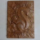 Bas relief : ecureuil