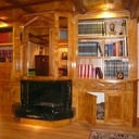 Bibliothèque pour meubler le coin cheminée