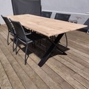 Table extérieure en chêne