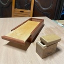 Petite boîte genre plumier ; bubinga .