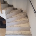 Habillage d’escalier. Chêne de Bourgogne.