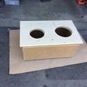 Meuble à gamelles pour chien