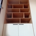 Bibliothèque ou étagère, au choix...