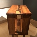 Table de chevet queues droites