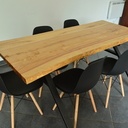 Table à manger style industriel