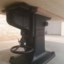 Grande table de style industrielle