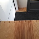 Meuble et étagères en frêne olivier