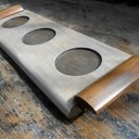 Petit nettoyage d'un plateau chiné dans un vide-grenier