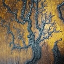 Assiette pyrogravée