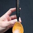 Cuillère en cerisier style "Skål Spoon Eater" de Crow dog slöjd