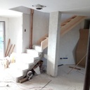 Escalier droit en frêne de pays