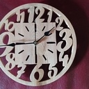 Horloge chantournée