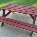 Une table de jardin toute simple