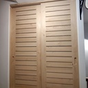 Portes de placard ajourées, en châtaigner