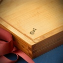 Petite boîte de rangement en merisier