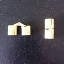 Charnières (10 mm).