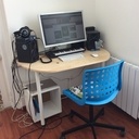 Petit bureau fixe