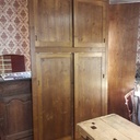 Penderie à portes coulissantes