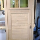 Portes en chêne et une fenêtre