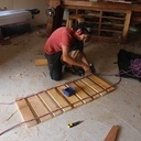 Une aire de jeu pour la cabane