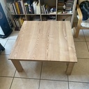 Table basse en frêne