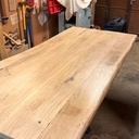 Table en Chêne massif avec un pied mikado