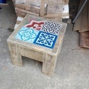 Table de salon en bois de récupération carreaux de ciment