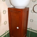 Petit meuble d'angle porte vasque