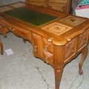 burreau marqueté de styles mélangés