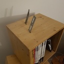 Bibliothèque en équilibre (design de Alejandro Gomez)