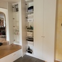 Agencement d'espace entre cuisine et salon