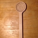écumoire en hêtre feuillard (face)