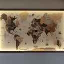 Cadre de type caisse américaine pour tableau map monde