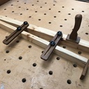 Gabarit de coupe en biais pour scie sur table