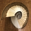Escalier prenant la forme d'un œuf sur la vue en plan