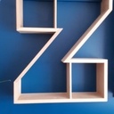 Bibliothèque lettre géante