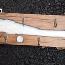 Porte clé en chene et epoxy