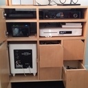 Meuble hi-fi cache-cable