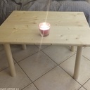 Petite table basse assemblage profil contre profil