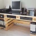 Bureau palette et verre