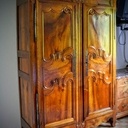 Restauration d'une armoire en noyer
