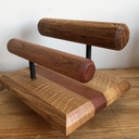 Un Présentoir à Bracelets